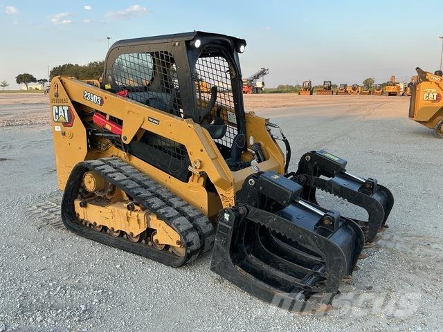 CAT 239D3  스키드로더