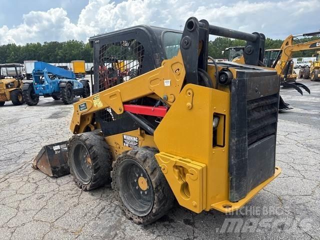 CAT 242D  스키드로더