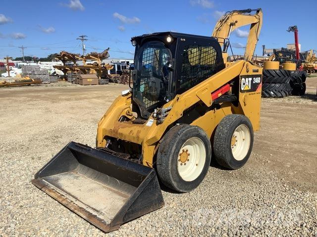 CAT 246D  스키드로더