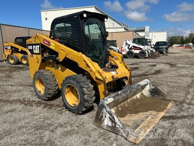 CAT 246D  스키드로더