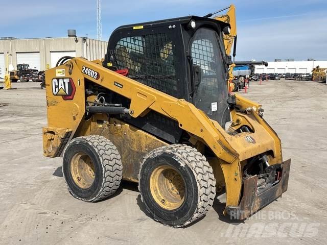 CAT 246D3  스키드로더
