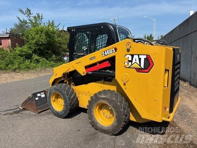 CAT 246D3  스키드로더
