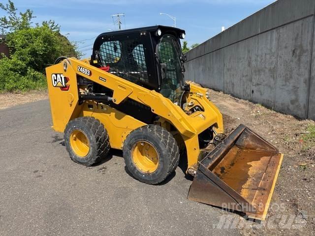 CAT 246D3  스키드로더