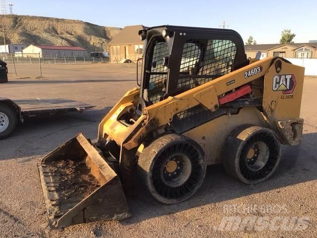 CAT 246D3  스키드로더