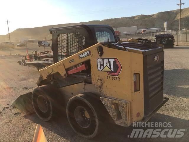 CAT 246D3  스키드로더
