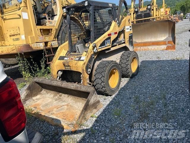 CAT 248  스키드로더