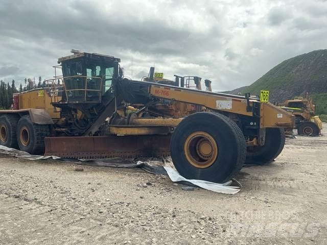CAT 24M 그레이더