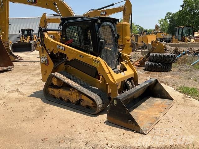 CAT 259D3  스키드로더