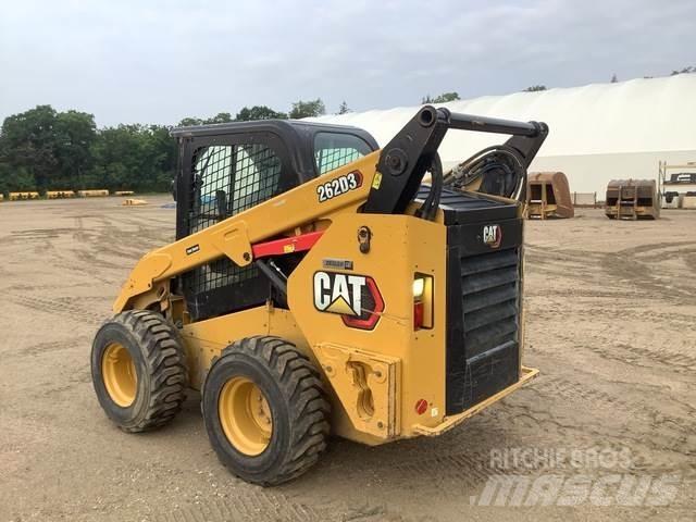 CAT 262D3  스키드로더