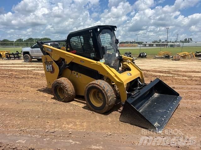 CAT 272D3  스키드로더