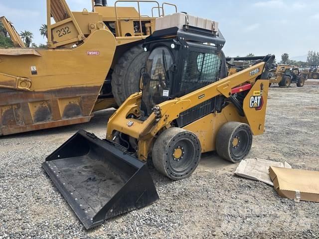 CAT 272D3 XE  스키드로더