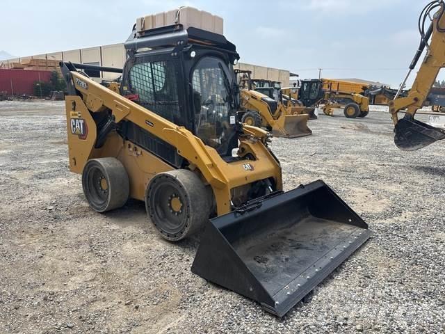 CAT 272D3 XE  스키드로더