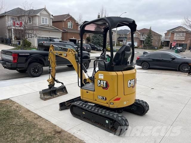 CAT 301.7 CR 대형 굴삭기 29톤 이상