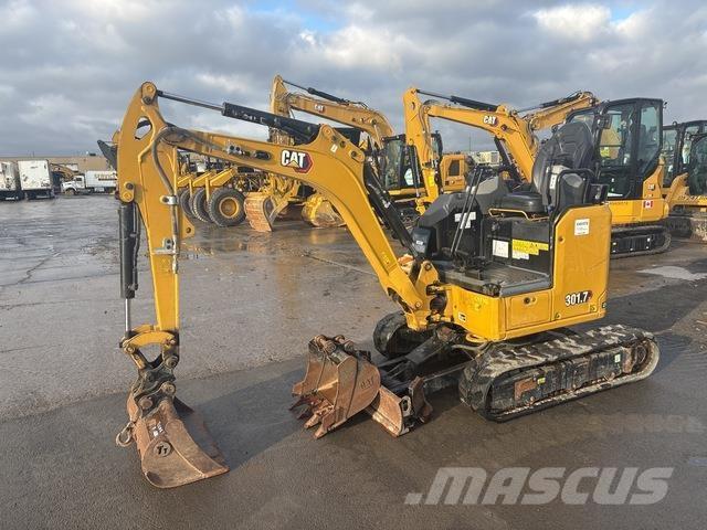CAT 301.7 CR 대형 굴삭기 29톤 이상