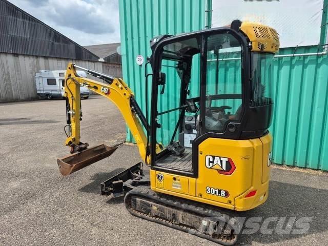 CAT 301.8 소형 굴삭기 7톤 미만