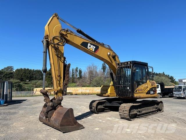 CAT 320D LRR 대형 굴삭기 29톤 이상