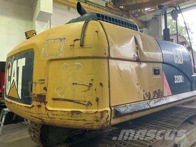 CAT 320D2 대형 굴삭기 29톤 이상