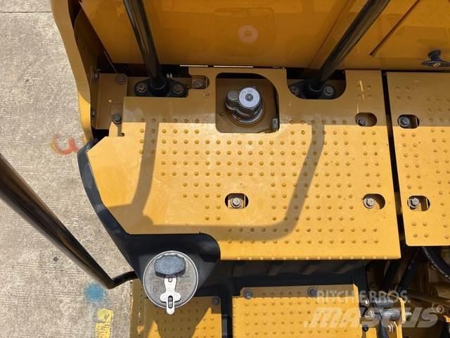 CAT 320GC 대형 굴삭기 29톤 이상