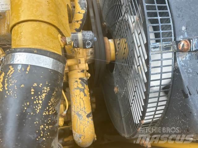 CAT 320L 대형 굴삭기 29톤 이상