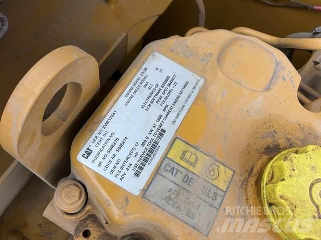 CAT 350 대형 굴삭기 29톤 이상