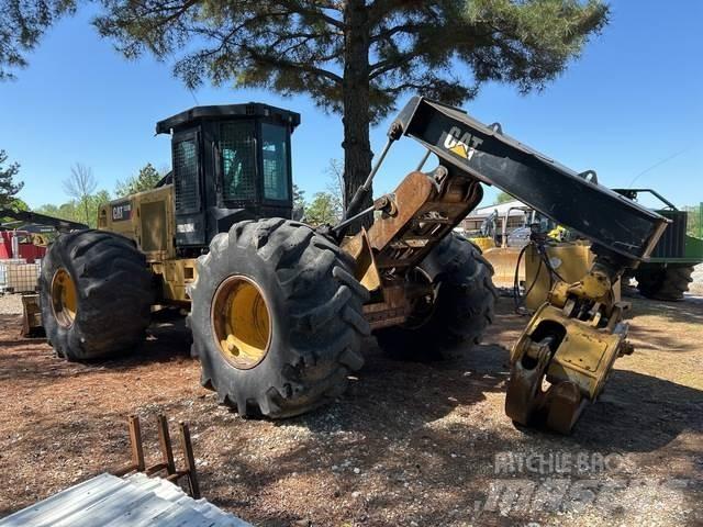 CAT 535D 목재스키더