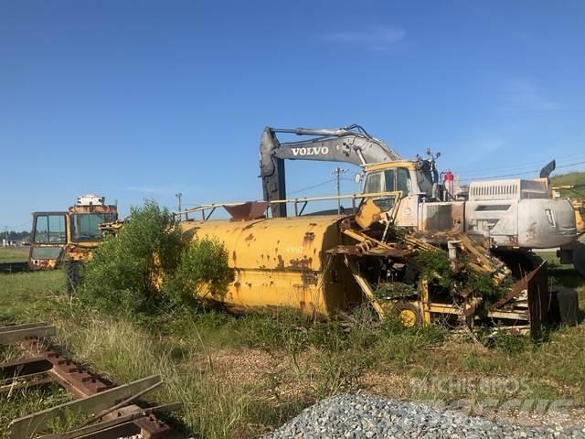 CAT 613C 급수차