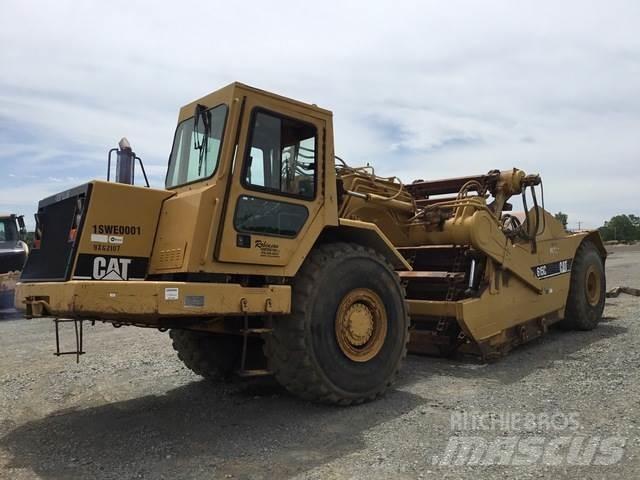CAT 615C 스크레이퍼