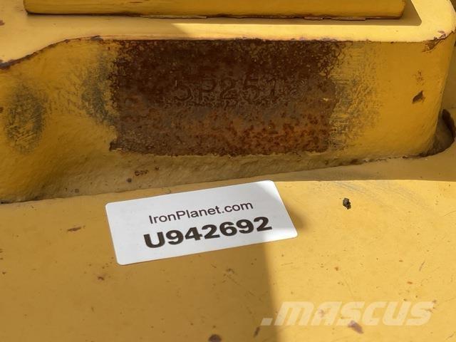 CAT 621B 스크레이퍼