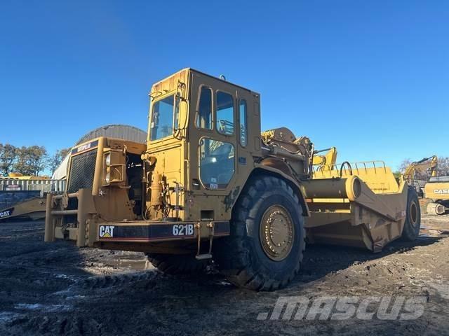 CAT 621B 스크레이퍼