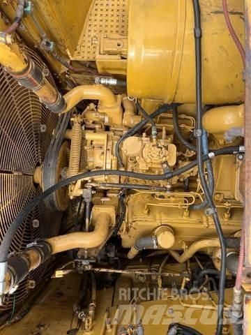 CAT 633E 스크레이퍼