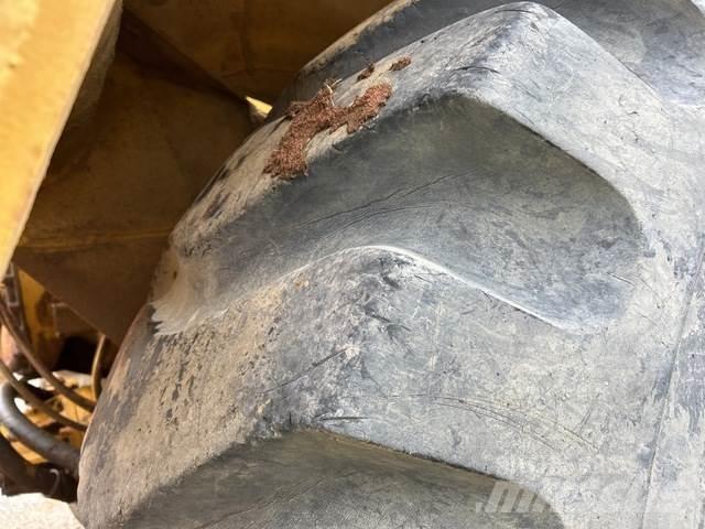 CAT 637D 스크레이퍼