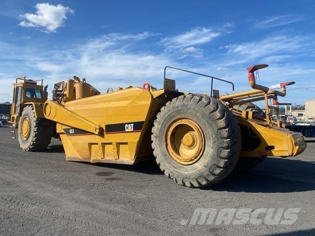 CAT 651 급수차