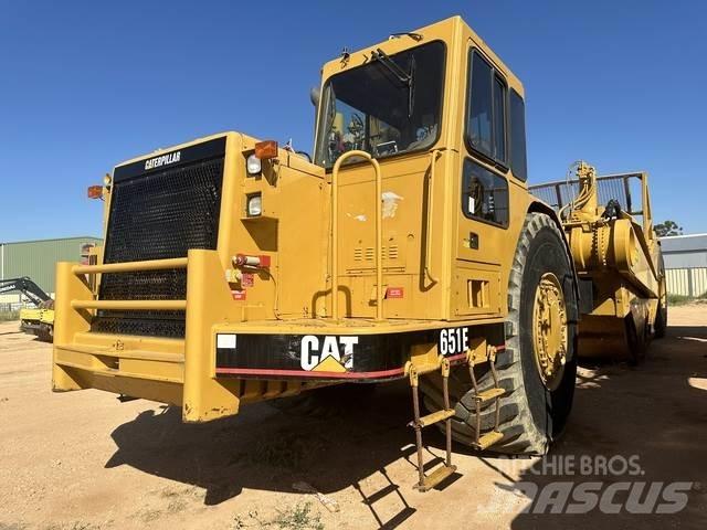 CAT 651E 스크레이퍼