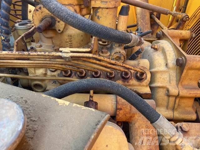 CAT 651E 스크레이퍼