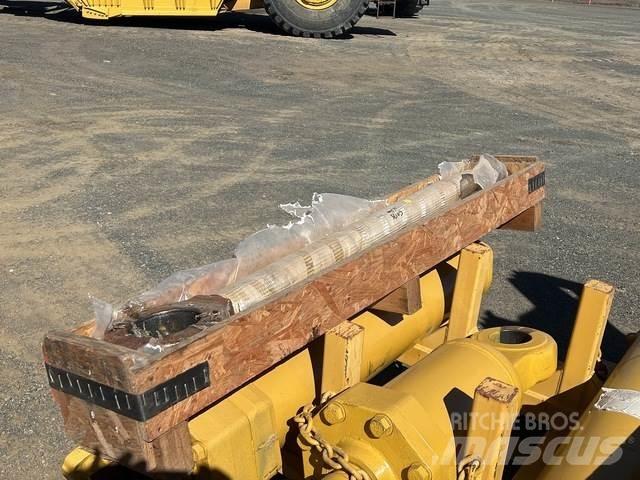 CAT 657E 운송 장비 - 기타