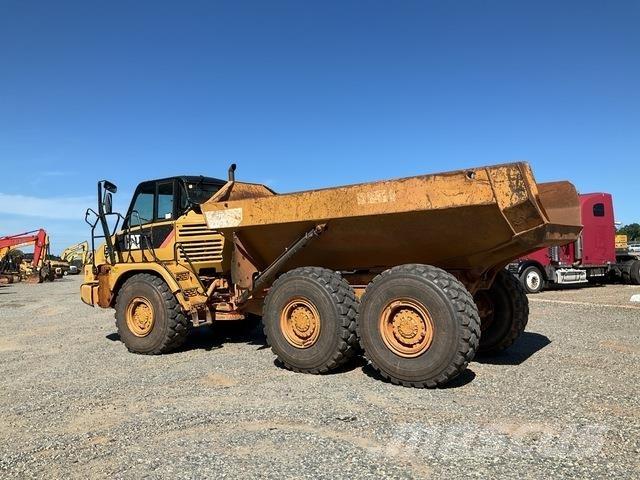 CAT 725 연결식 홀러