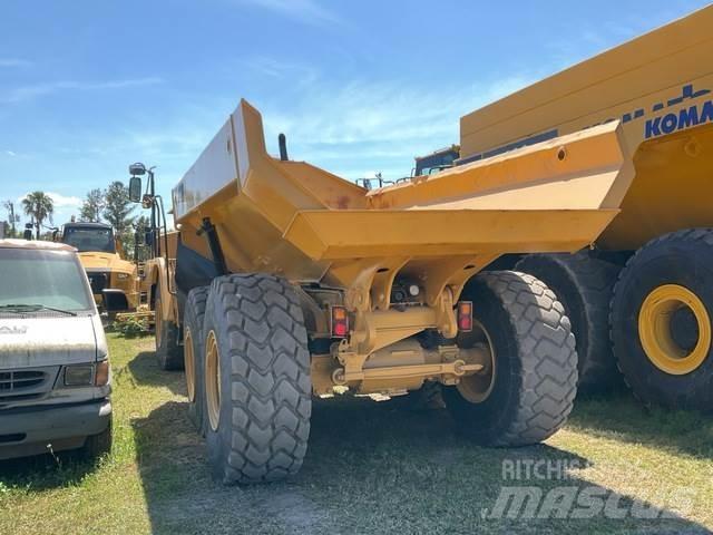 CAT 725C2 연결식 홀러