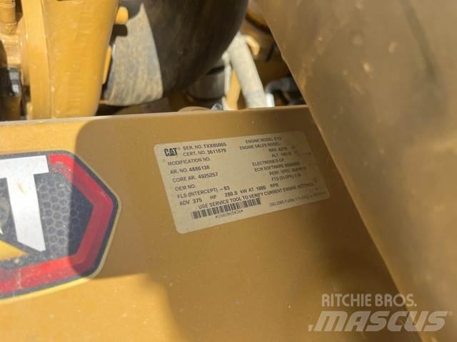 CAT 730 연결식 홀러