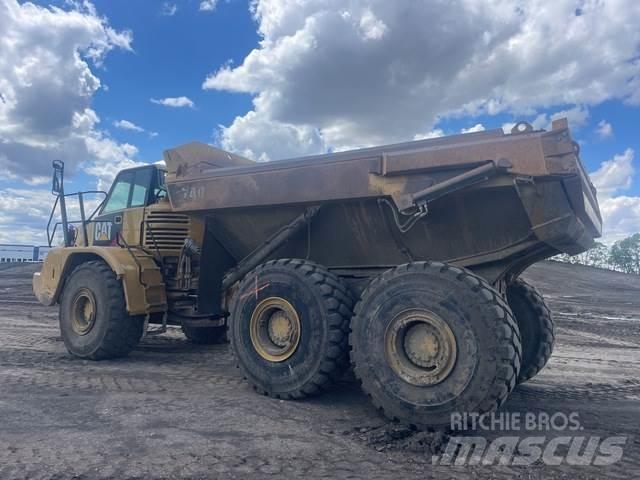 CAT 740 연결식 홀러