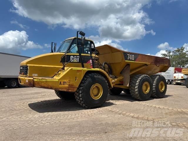 CAT 740 연결식 홀러
