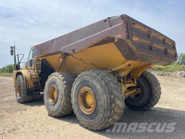 CAT 740 연결식 홀러