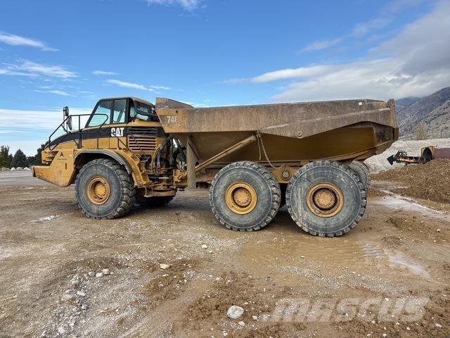 CAT 740 연결식 홀러