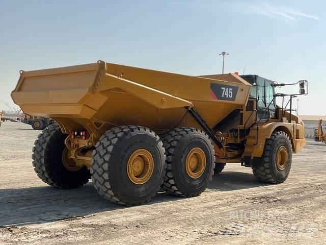 CAT 745 연결식 홀러