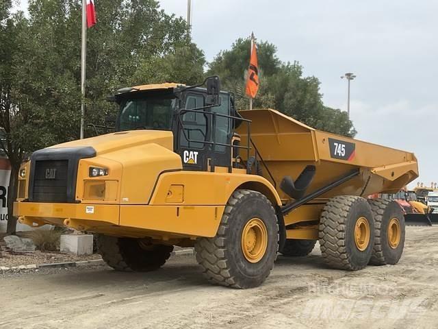 CAT 745 연결식 홀러