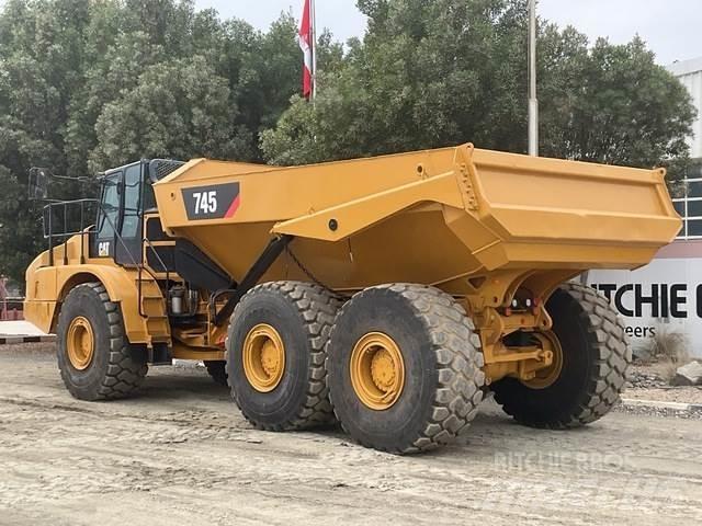 CAT 745 연결식 홀러