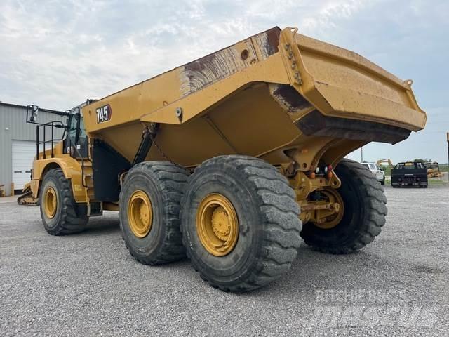 CAT 745 연결식 홀러
