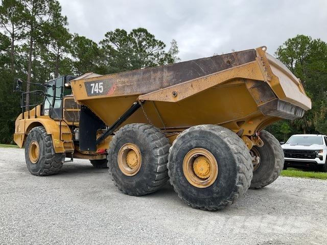 CAT 745 연결식 홀러