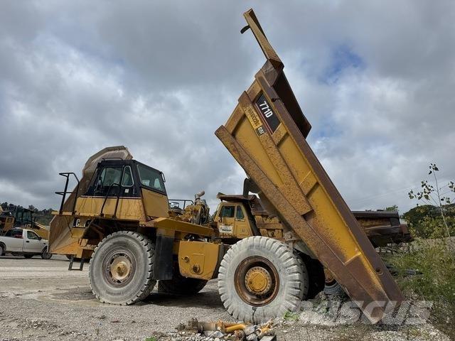 CAT 771D 연결식 홀러