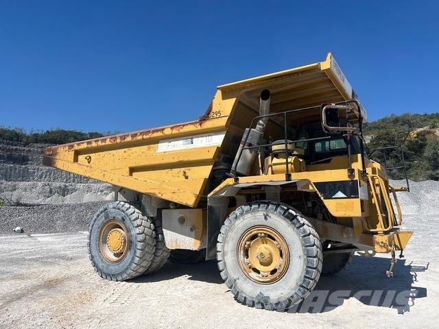 CAT 771D 연결식 홀러