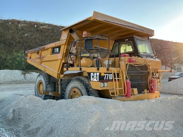 CAT 771D 연결식 홀러